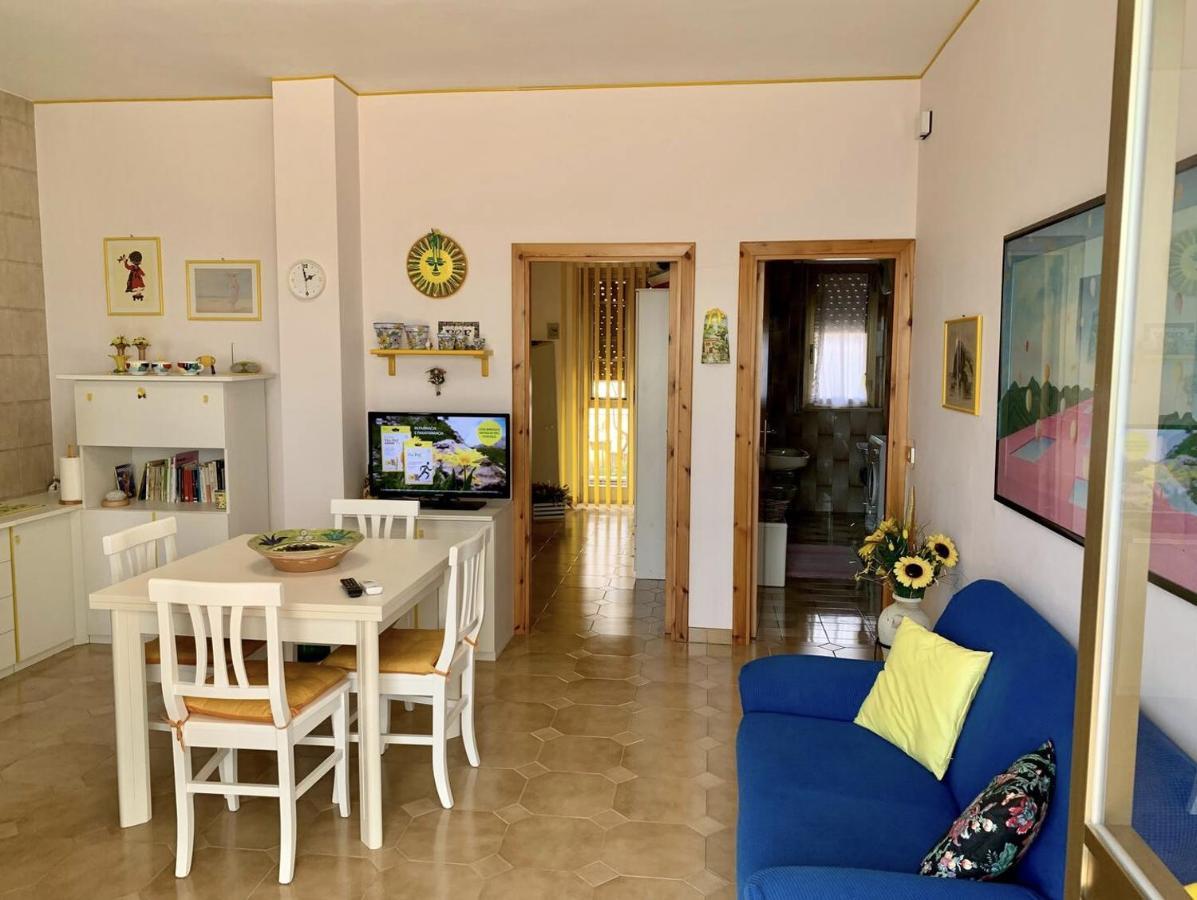 Home With Amazing View Monte SantʼAngelo Buitenkant foto