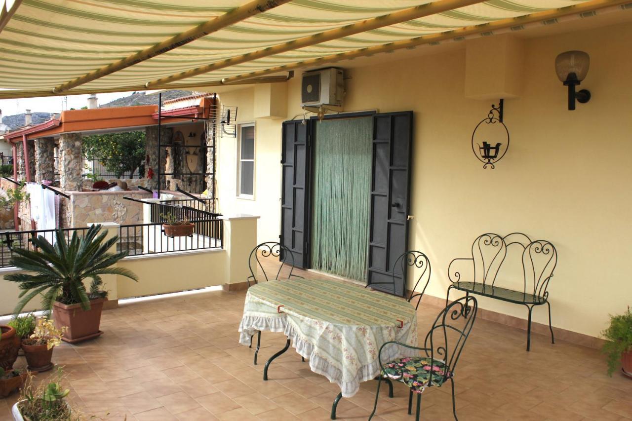 Home With Amazing View Monte SantʼAngelo Buitenkant foto